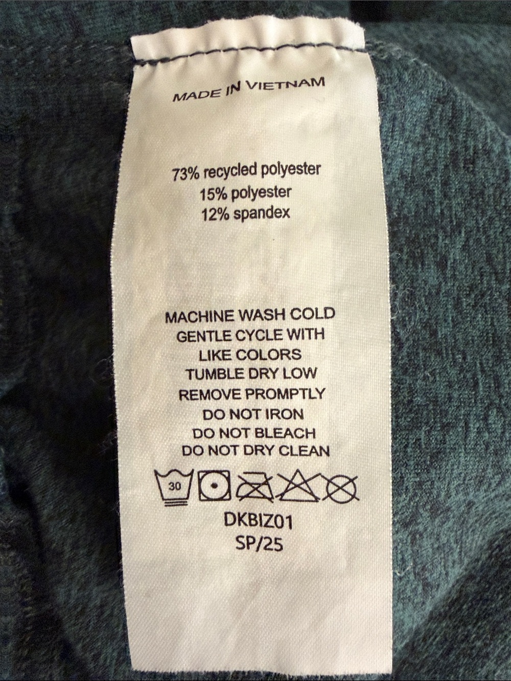 Quince, dark green mid rise, flowknit joggers size medium - Picture 5 of 6